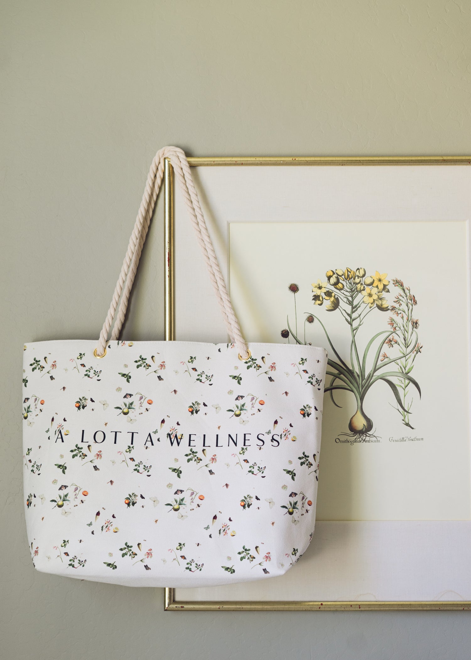 A Lotta Wellness Botanical Carryall